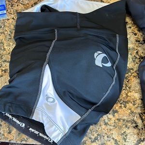 Pearl Zumi bicycle shorts